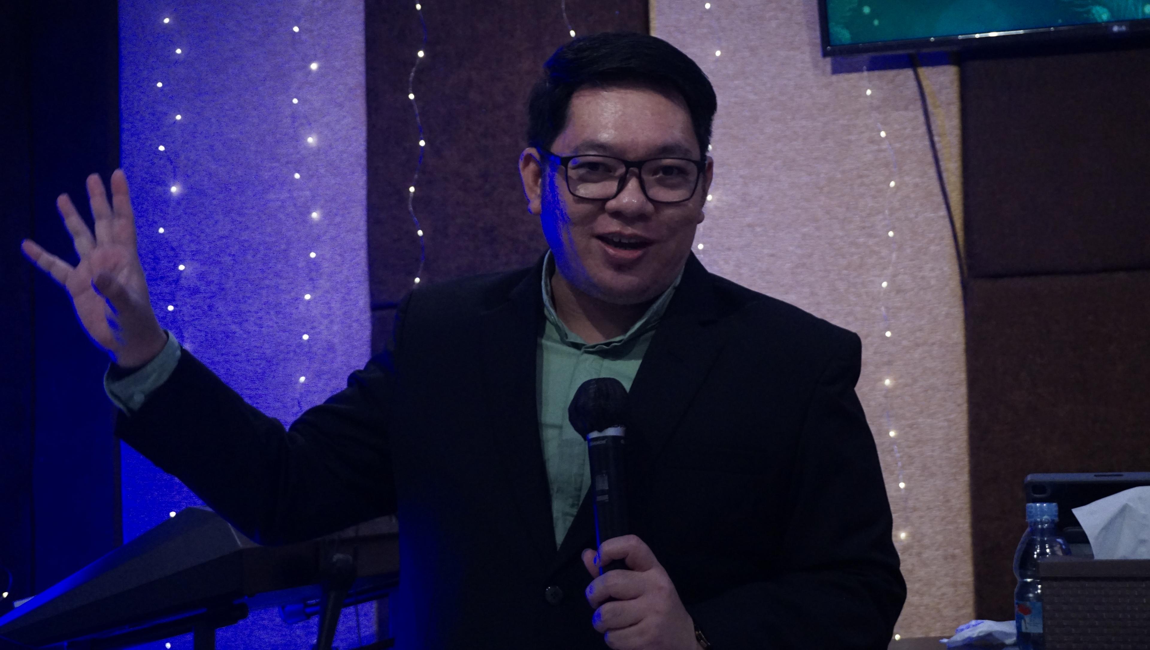 Ps. Lucky Laoh S.Th, M.Pd