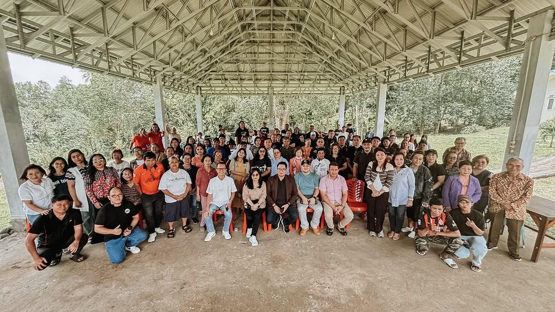 Kelompok Kecil - People connecting